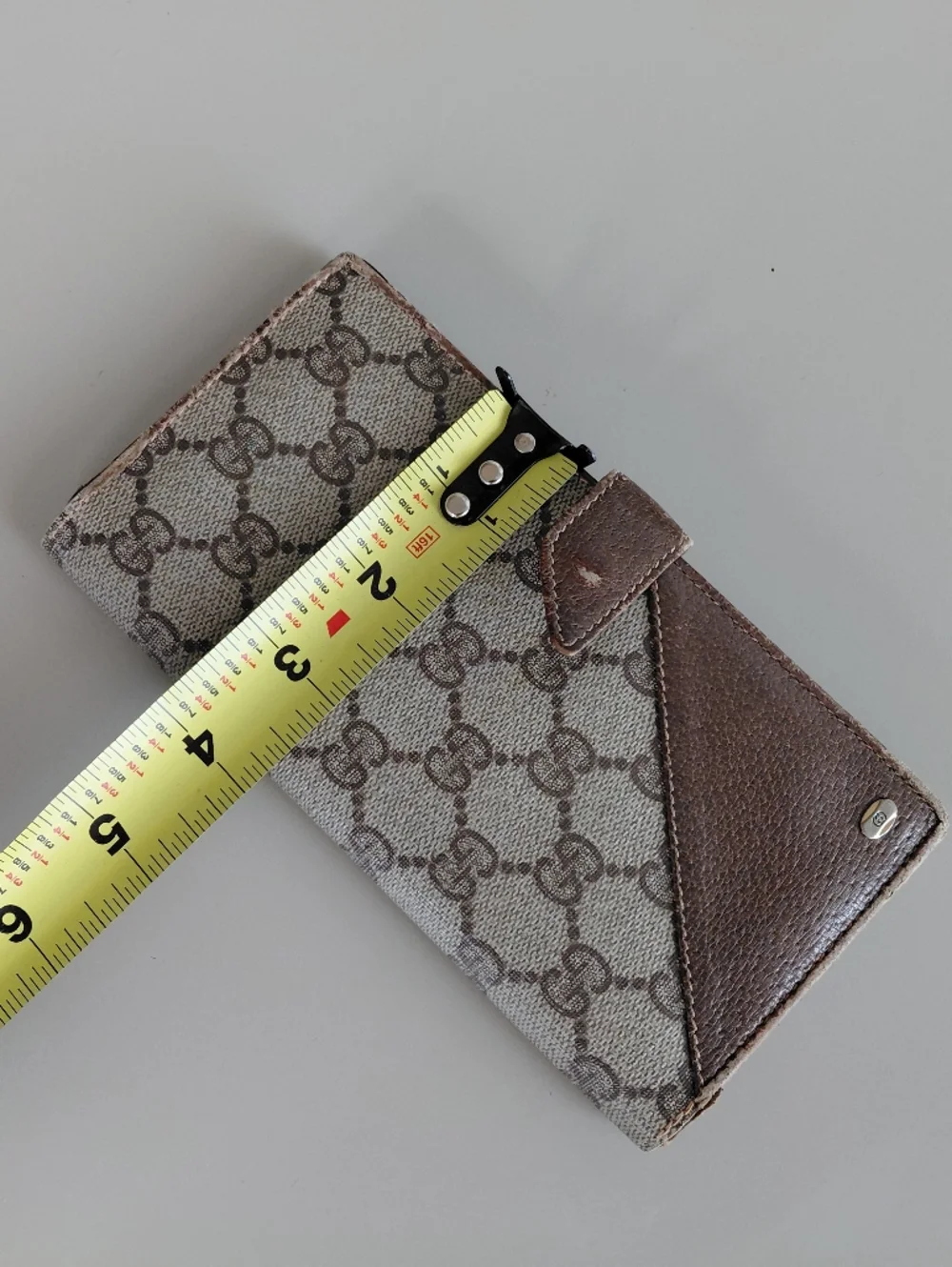 Gucci Vintage Signature Wallet - Picture 8 of 8